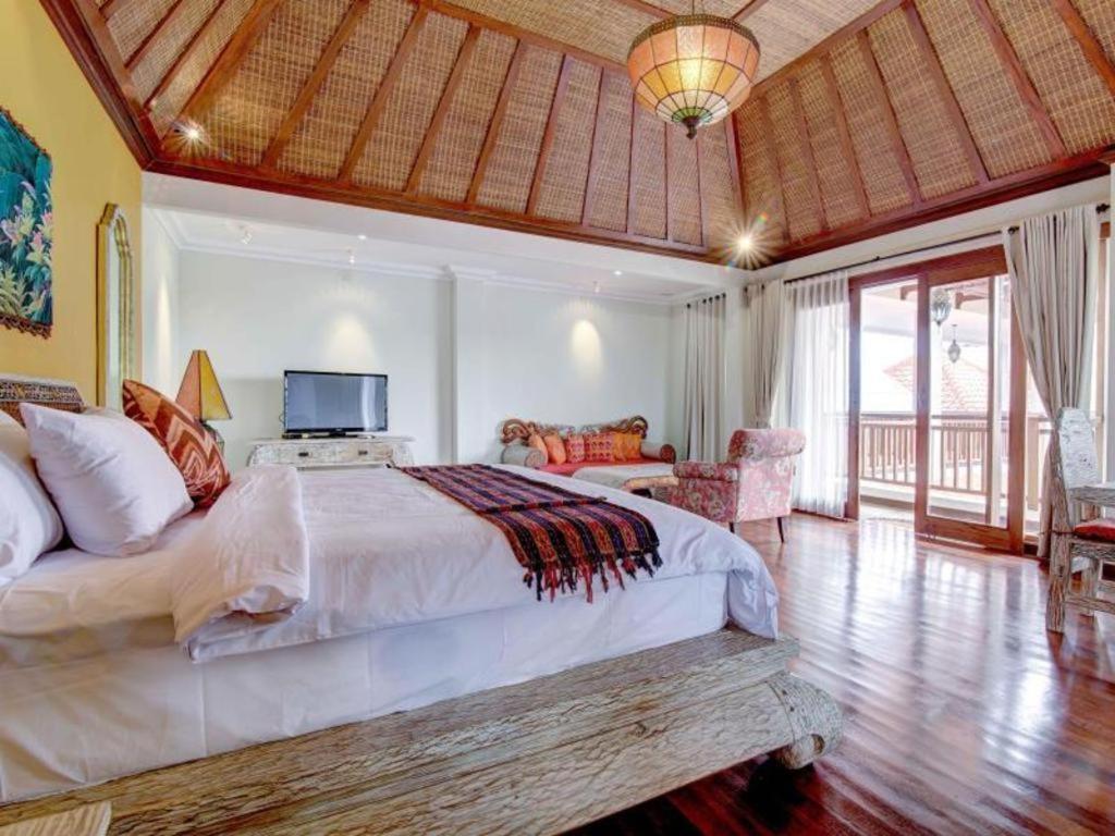 Hastinapura Residence Jimbaran Buitenkant foto