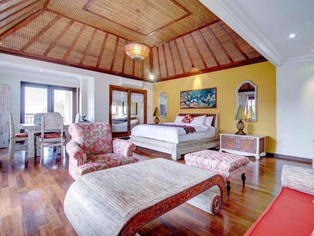 Hastinapura Residence Jimbaran Buitenkant foto
